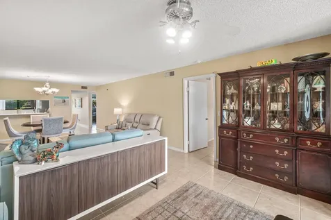 5550 Witney Drive Delray Beach FL 33484
