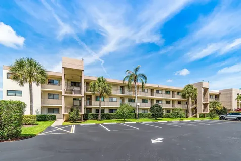 5550 Witney Drive Delray Beach FL 33484