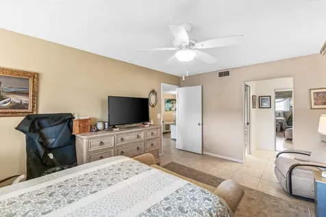 5550 Witney Drive Delray Beach FL 33484