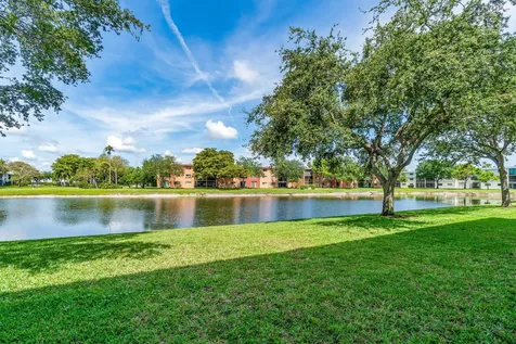 5550 Witney Drive Delray Beach FL 33484