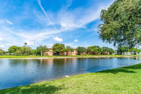 5550 Witney Drive Delray Beach FL 33484