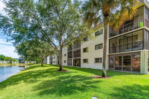 5550 Witney Drive Delray Beach FL 33484