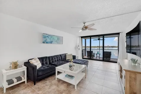 106 Lake Emerald Drive Oakland Park FL 33309