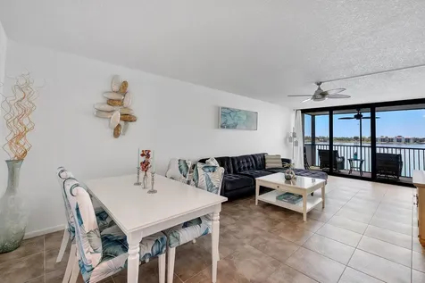 106 Lake Emerald Drive Oakland Park FL 33309