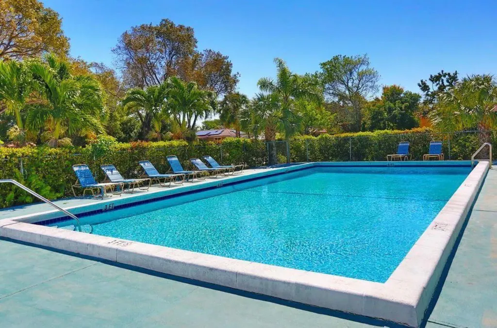 2730 Forest Hills Boulevard Coral Springs FL 33065