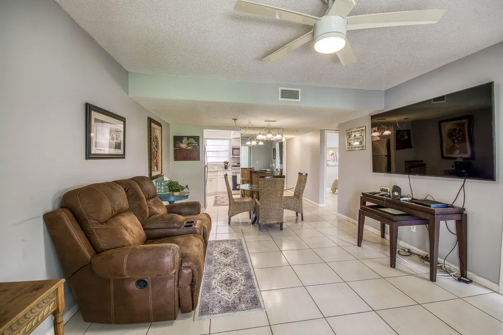 18081 SE Country Club Drive Jupiter FL 33469