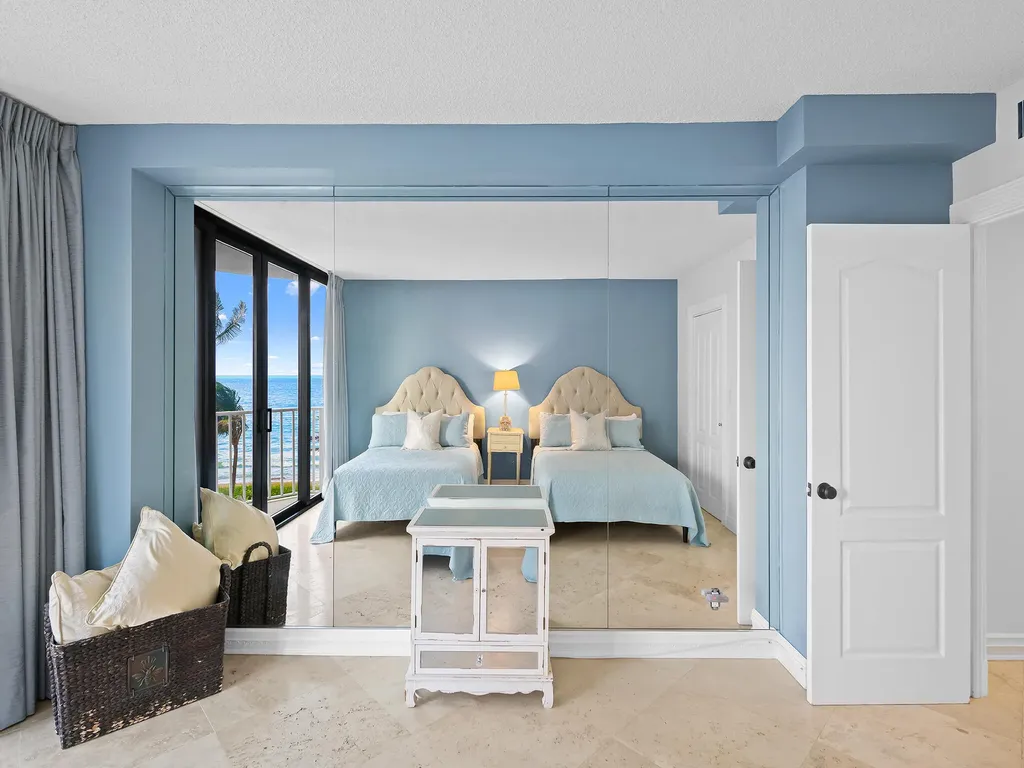 2917 S Ocean Boulevard Highland Beach FL 33487