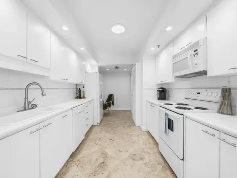 2917 S Ocean Boulevard Highland Beach FL 33487
