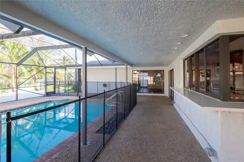 5100 SW 104th Avenue Cooper City FL 33328