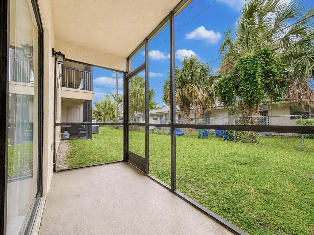 8512 NW 35th Court Coral Springs FL 33065