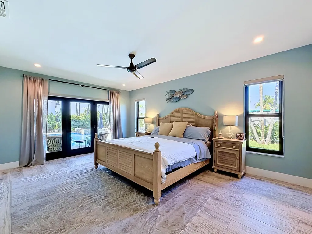 3851 NE 24th Avenue Lighthouse Point FL 33064