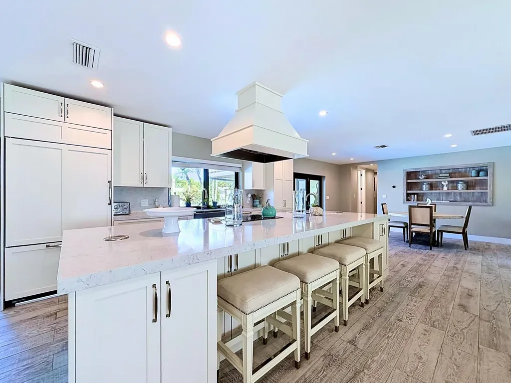 3851 NE 24th Avenue Lighthouse Point FL 33064