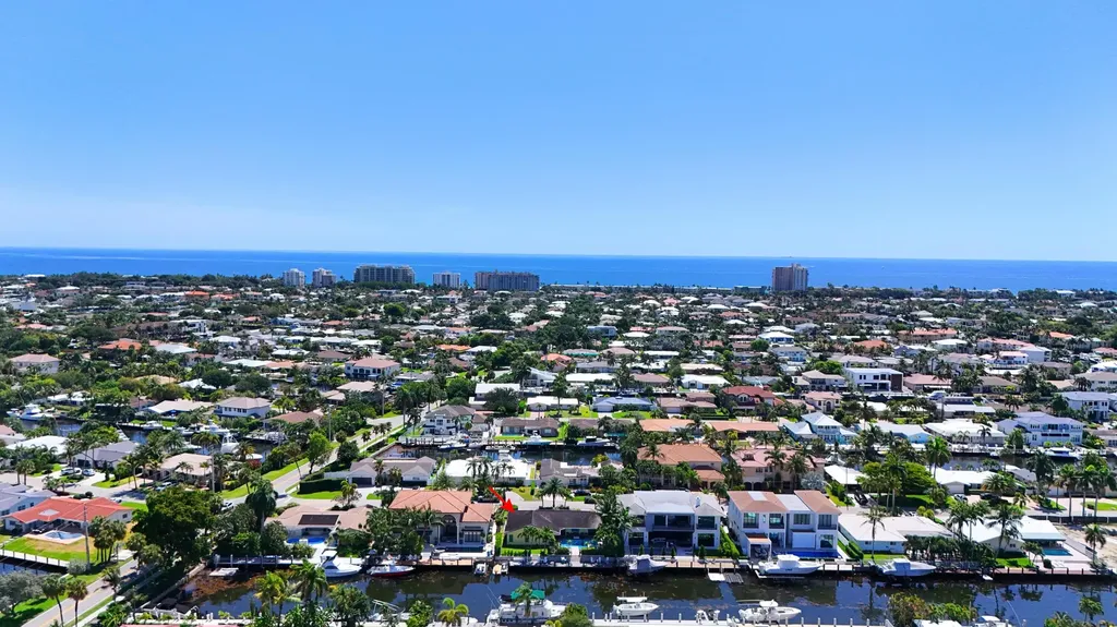 3851 NE 24th Avenue Lighthouse Point FL 33064