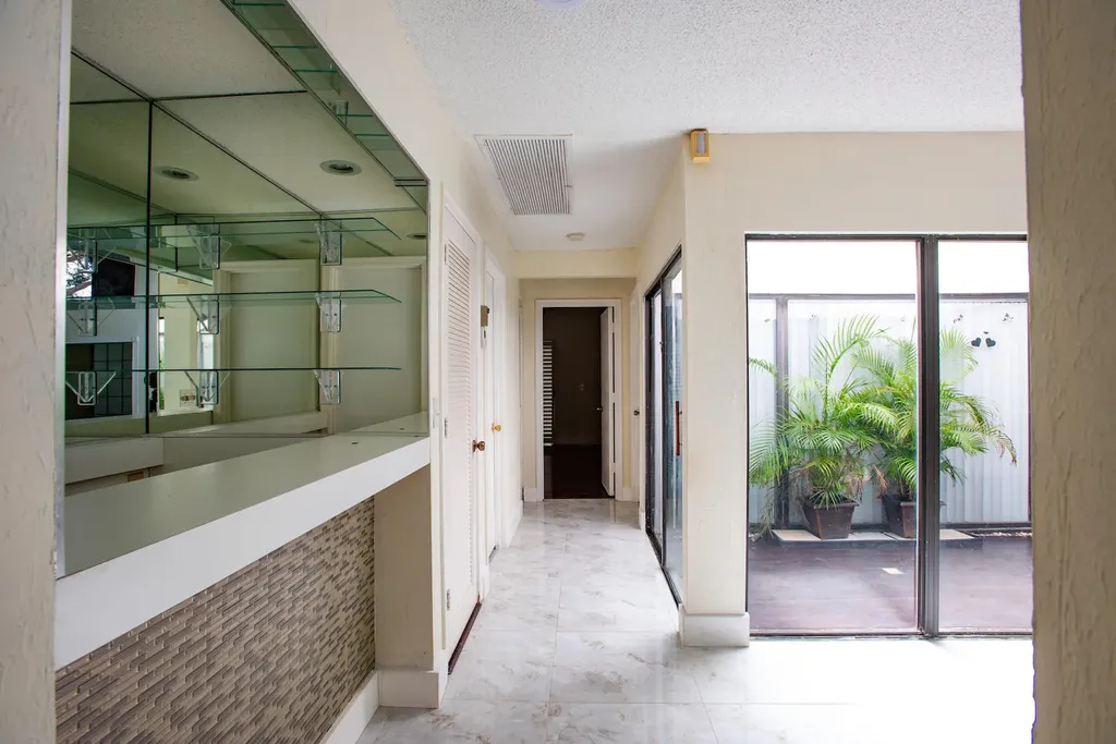 21952 Cypress Drive Boca Raton FL 33433