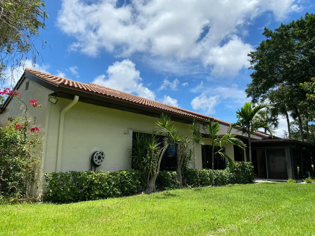 21952 Cypress Drive Boca Raton FL 33433