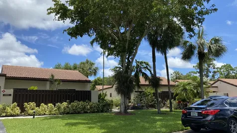 21952 Cypress Drive Boca Raton FL 33433