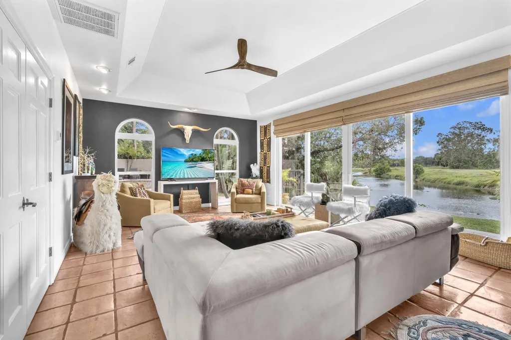 11813 Pebblewood Drive Wellington FL 33414