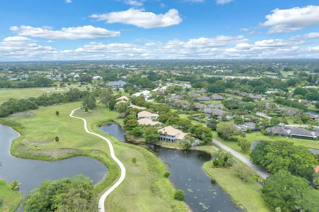 11813 Pebblewood Drive Wellington FL 33414