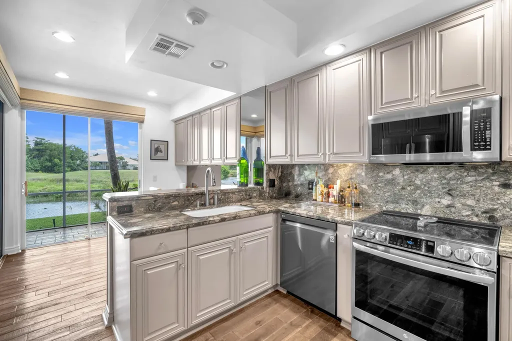 11813 Pebblewood Drive Wellington FL 33414