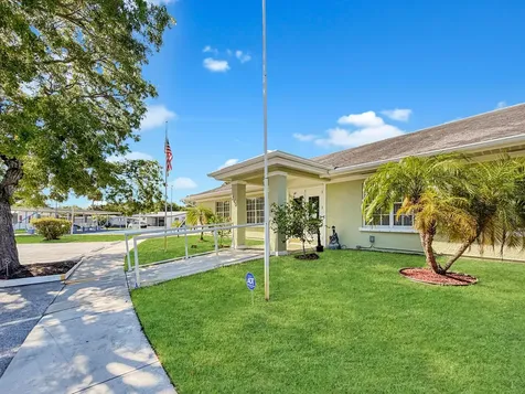 143 SE Easy Street Stuart FL 34994