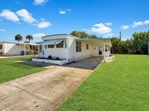 143 SE Easy Street Stuart FL 34994