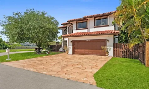 2670 NW 123rd Drive Coral Springs FL 33065