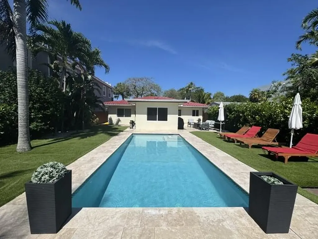 632 SW 8th Avenue Fort Lauderdale FL 33315