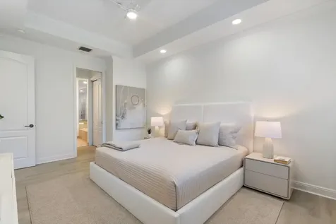 504 SE 7th Street Fort Lauderdale FL 33301
