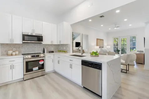 504 SE 7th Street Fort Lauderdale FL 33301