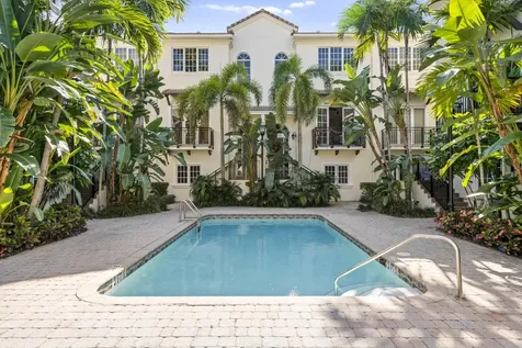 504 SE 7th Street Fort Lauderdale FL 33301