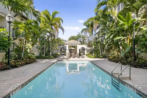 504 SE 7th Street Fort Lauderdale FL 33301