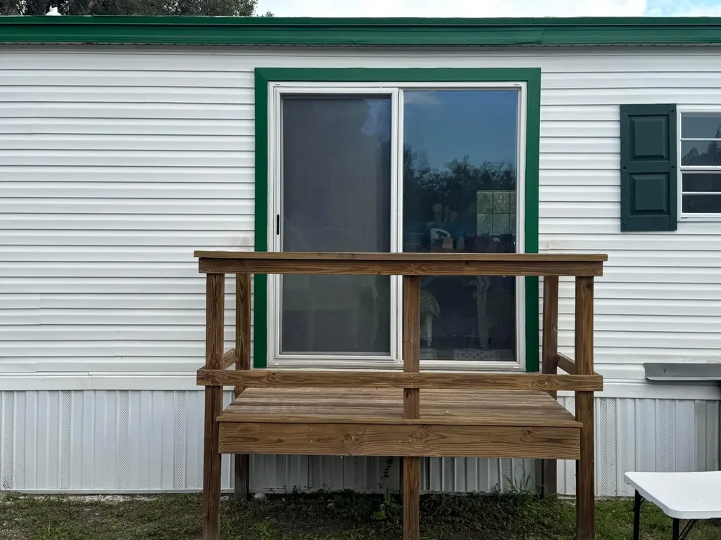 1186 SW Tropical Terrace Stuart FL 34997