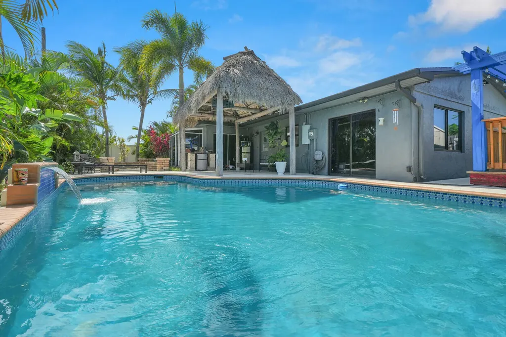 910 NE 23rd Court Pompano Beach FL 33064