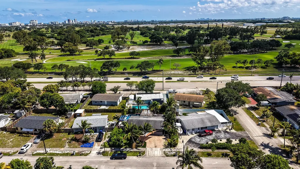 910 NE 23rd Court Pompano Beach FL 33064