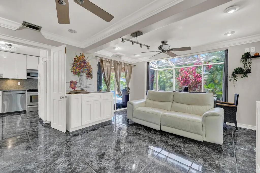 910 NE 23rd Court Pompano Beach FL 33064