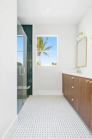 785 Park Place West Palm Beach FL 33401