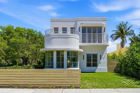 785 Park Place West Palm Beach FL 33401