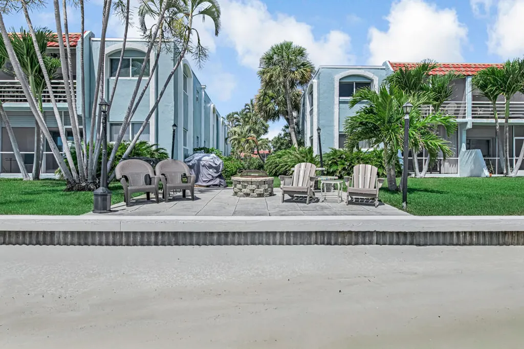 1430 S Lakeside Drive Lake Worth Beach FL 33460