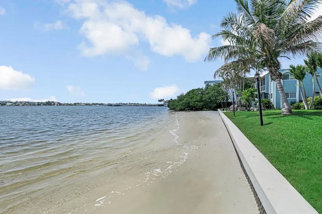 1430 S Lakeside Drive Lake Worth Beach FL 33460