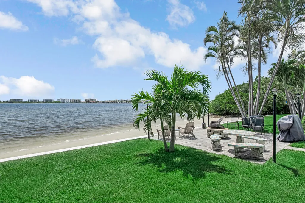 1430 S Lakeside Drive Lake Worth Beach FL 33460