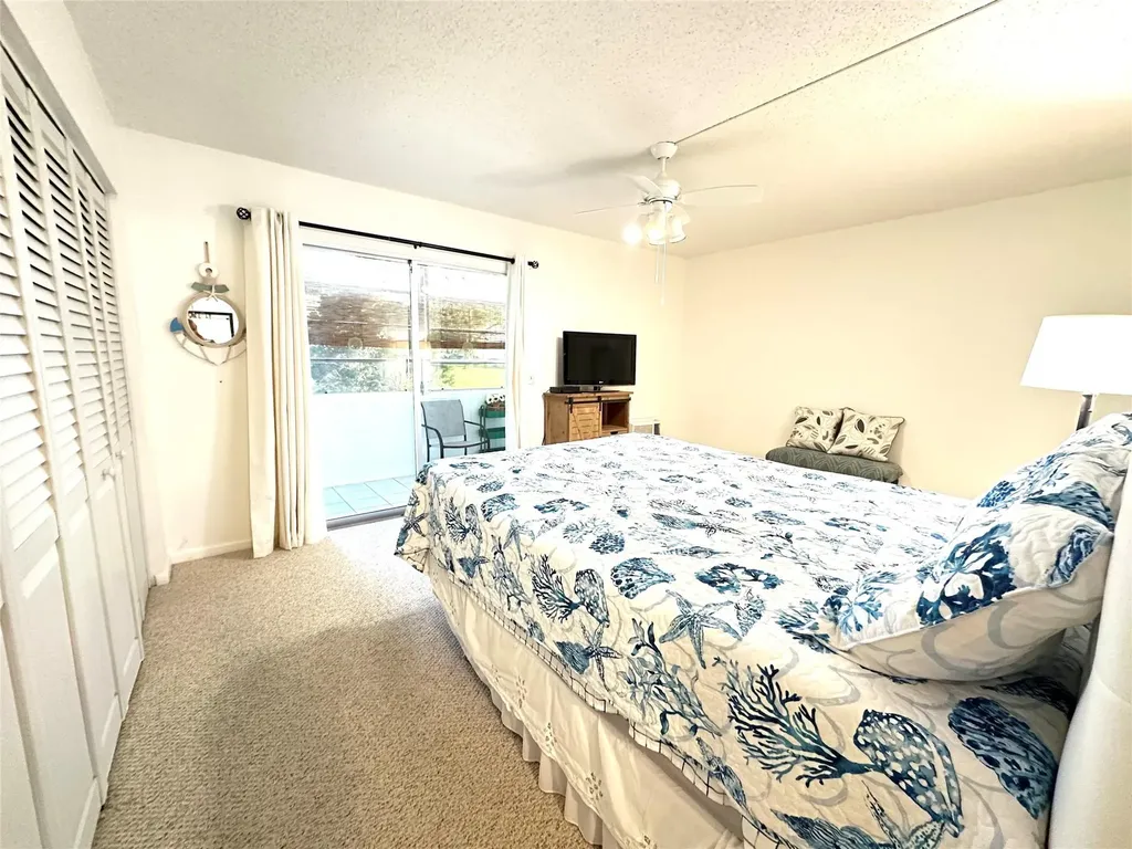 131 Oakridge J Deerfield Beach FL 33442