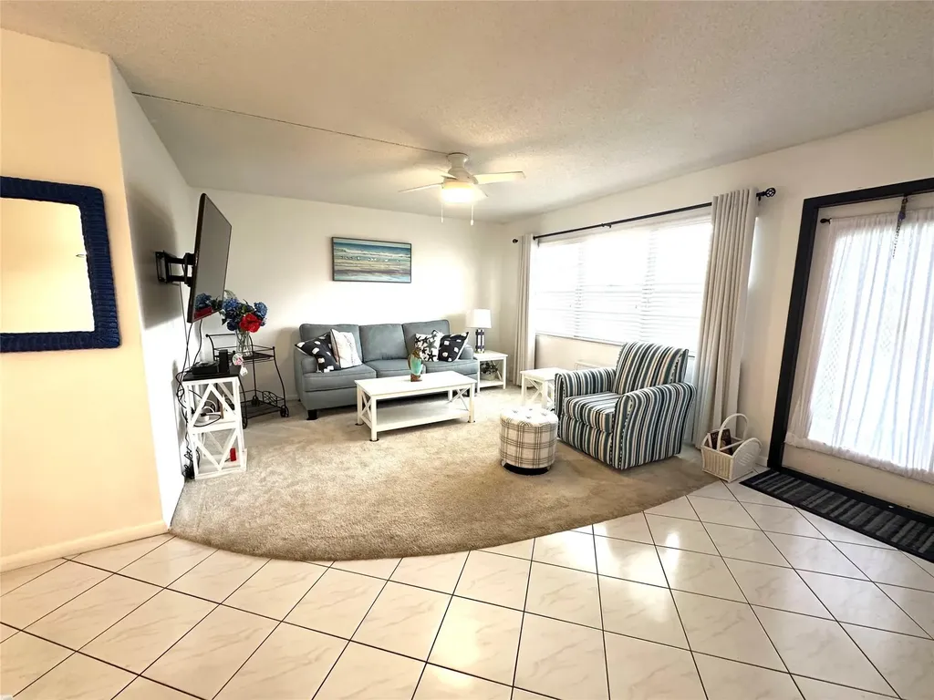 131 Oakridge J Deerfield Beach FL 33442