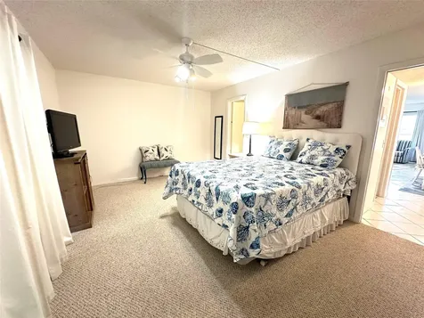 131 Oakridge J Deerfield Beach FL 33442