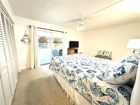 131 Oakridge J Deerfield Beach FL 33442