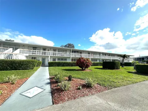 131 Oakridge J Deerfield Beach FL 33442