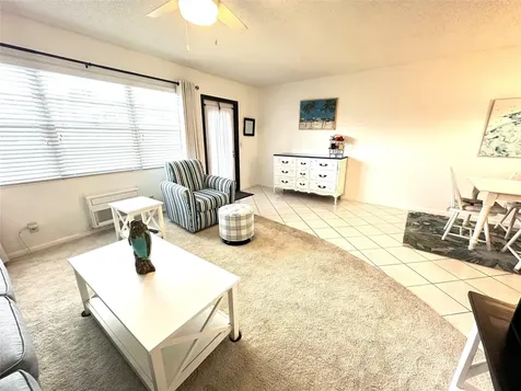 131 Oakridge J Deerfield Beach FL 33442