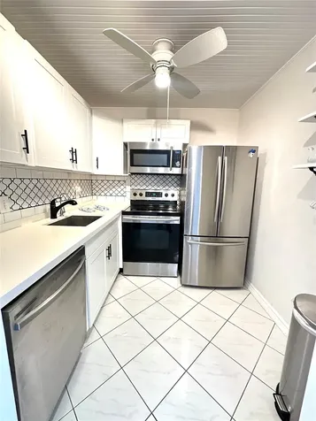 131 Oakridge J Deerfield Beach FL 33442