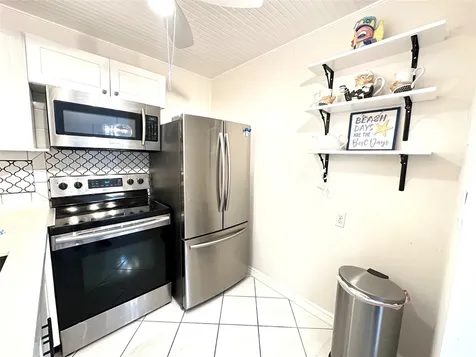 131 Oakridge J Deerfield Beach FL 33442