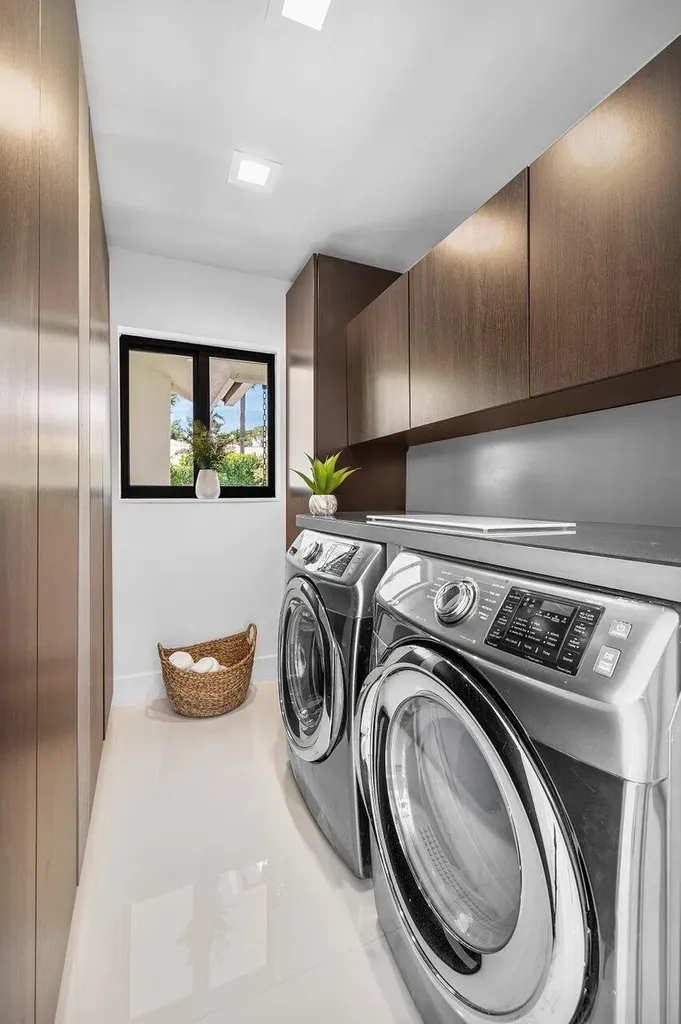 1648 Breakers West Boulevard West Palm Beach FL 33411