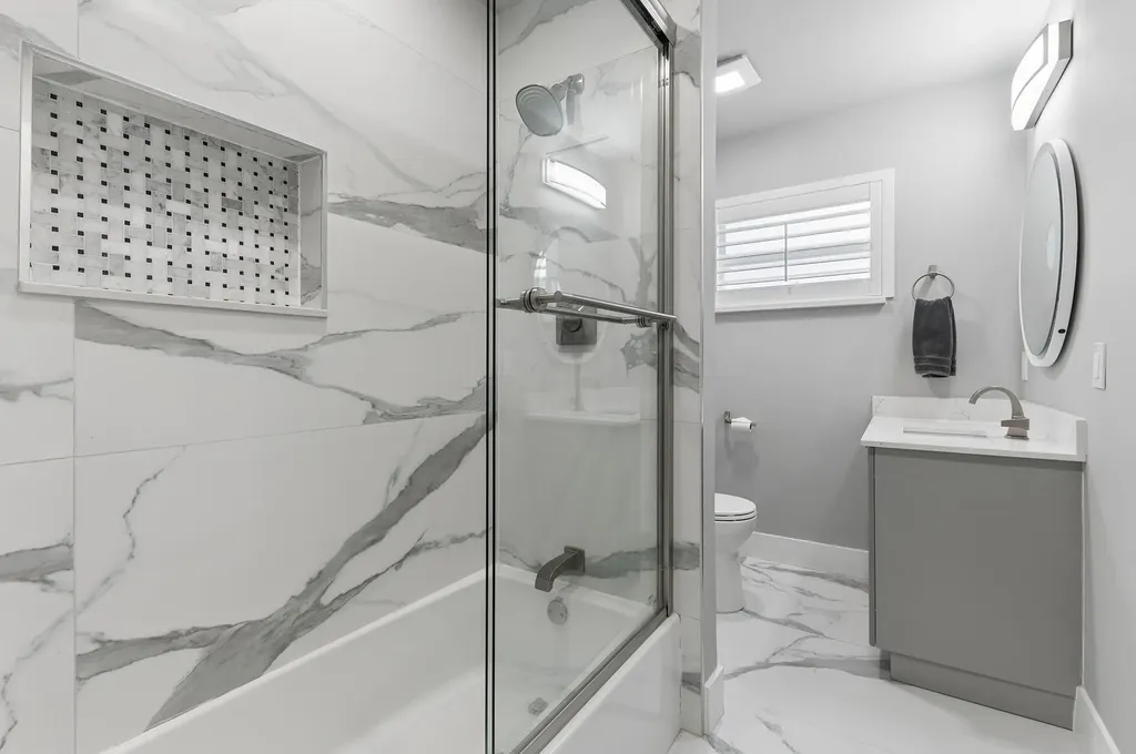 282 NE 27th Court Boca Raton FL 33431